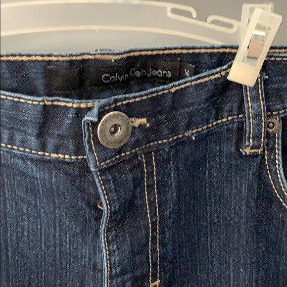 Jeans - Picture 2 of 3